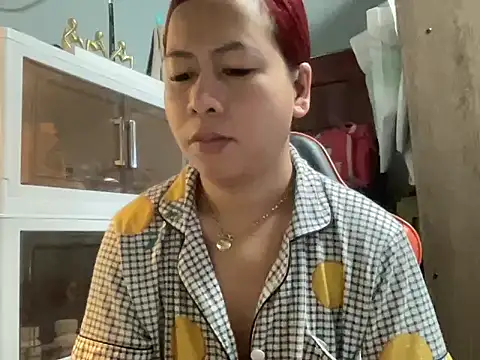 UrLove Marga online show from November 11, 2025, 12:10 am