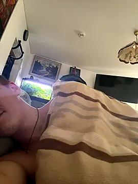 Toyjungee online show from October 24, 2025, 8:44 am