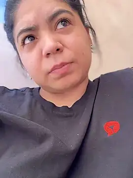 Snapshot of kimmiakiss22 chatting on February 21, 2025, 7:43 pm kimmiakiss22 online show from February 21, 2025, 7:43 pm