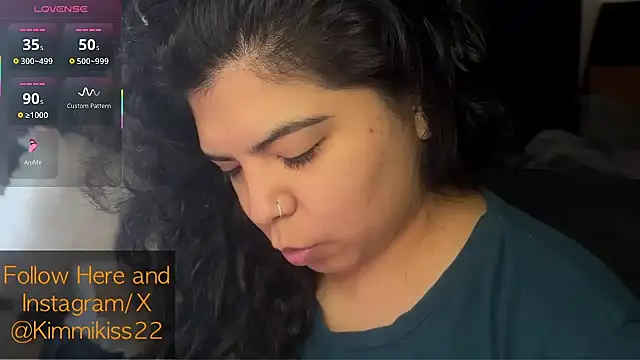 Snapshot of kimmiakiss22 chatting on October 31, 2025, 9:05 pm kimmiakiss22 online show from October 31, 2025, 9:05 pm