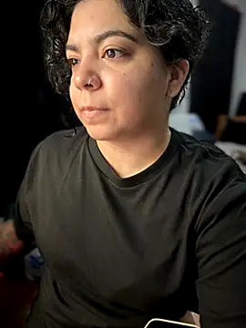 Snapshot of kimmiakiss22 chatting on November 18, 2025, 6:34 pm kimmiakiss22 online show from November 18, 2025, 6:34 pm