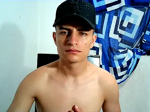 SHAT SEX online show from November 25, 2025, 2:39 pm