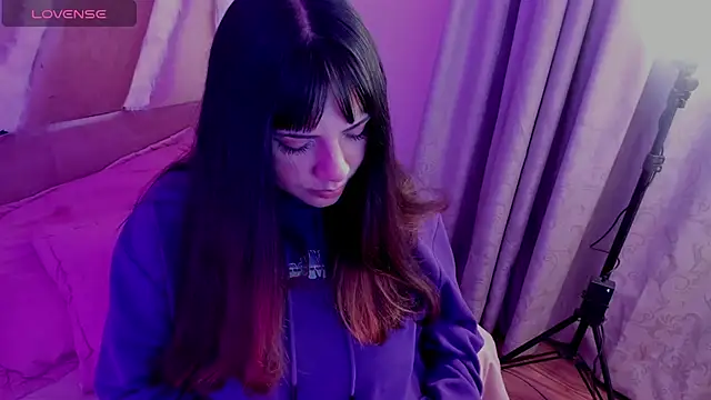 xhinata hyugax online show from March 5, 2026, 11:34 pm