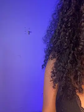 cataleya-miller  online show from September 29, 2025, 2:06 am