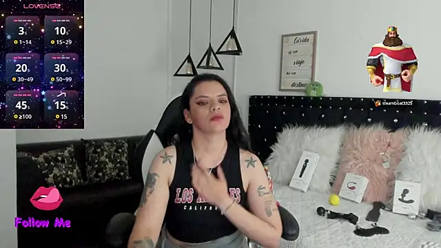 natasha logan  online show from February 28, 2025, 10:09 am