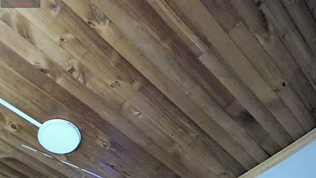 natasha logan  online show from September 15, 2025, 4:01 am