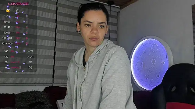 natasha logan  online show from August 3, 2026, 4:00 am