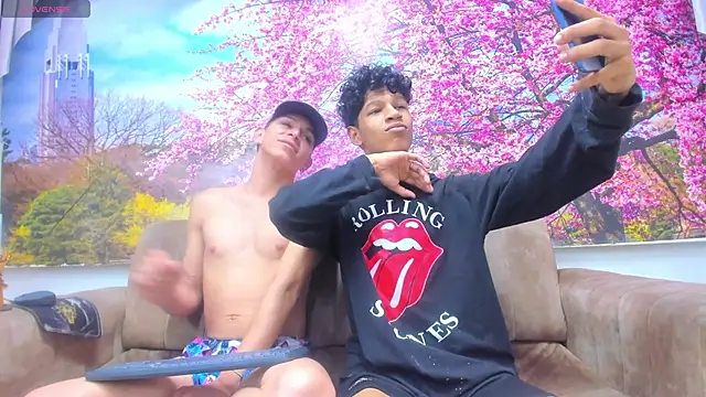 BvlgarVoyss online show from November 13, 2025, 5:23 pm