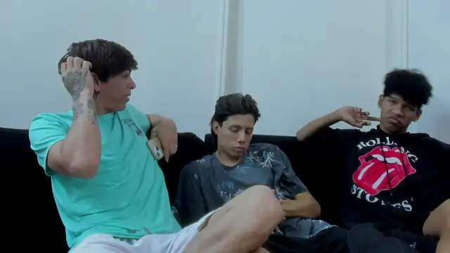 BvlgarVoyss online show from November 26, 2025, 6:09 pm