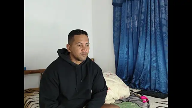 Snapshot of lover_1994 chatting on January 9, 2025, 11:36 am lover 1994 online show from January 9, 2025, 11:36 am