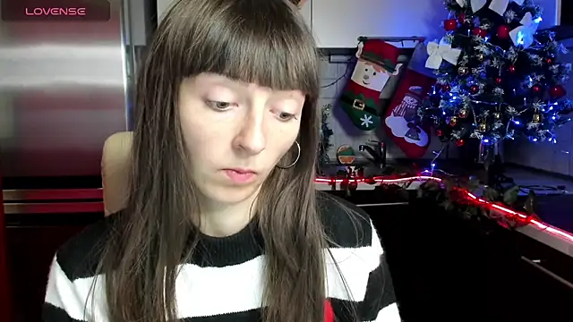 TayanaJons online show from December 6, 2024, 7:32 am