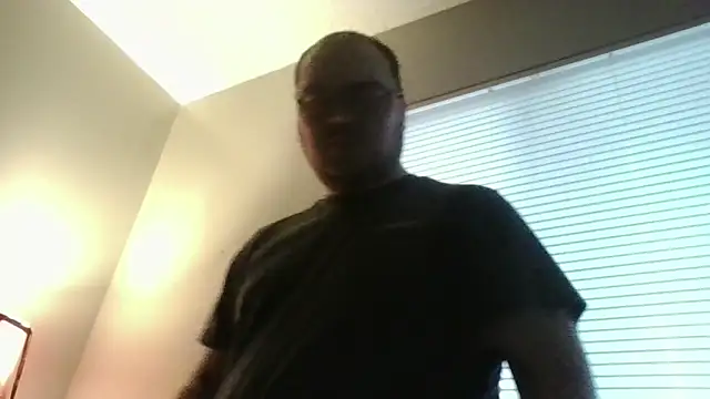 Snapshot of zman237 chatting on March 3, 2026, 11:32 pm zman237 online show from March 3, 2026, 11:32 pm
