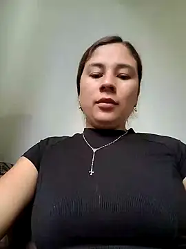 Snapshot of selena_gomez2 chatting on February 23, 2025, 10:53 pm selena gomez2 online show from February 23, 2025, 10:53 pm