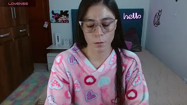 antonella sweet33 online show from June 8, 2026, 10:32 pm