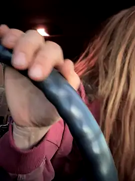 GoldenFlameGoddess online show from December 14, 2025, 3:17 pm