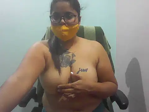Snapshot of gyanvi1 chatting on February 12, 2025, 7:13 am gyanvi1 online show from February 12, 2025, 7:13 am