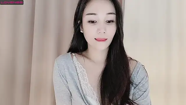 Snapshot of MIa59 chatting on December 21, 2024, 8:39 am MIa59 online show from December 21, 2024, 8:39 am