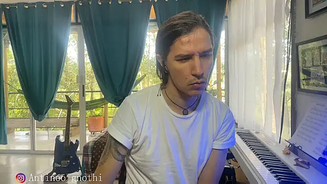 Snapshot of Antinoo_Gnothi chatting on December 6, 2024, 4:17 pm Antinoo Gnothi online show from December 6, 2024, 4:17 pm