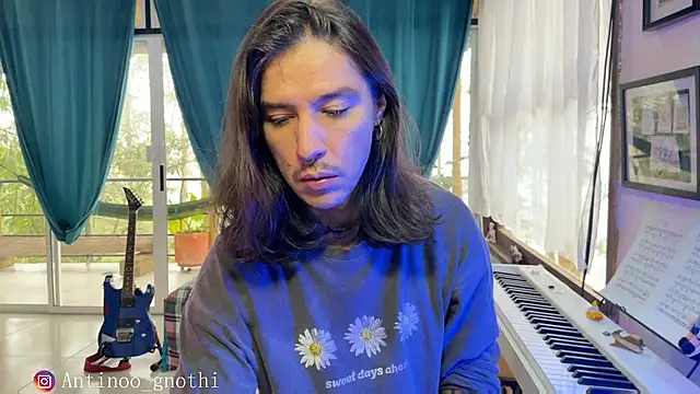 Snapshot of Antinoo_Gnothi chatting on December 11, 2024, 12:55 pm Antinoo Gnothi online show from December 11, 2024, 12:55 pm