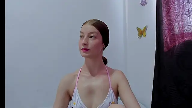 Snapshot of MiiaVolkova chatting on December 14, 2025, 5:07 pm MiiaVolkova online show from December 14, 2025, 5:07 pm