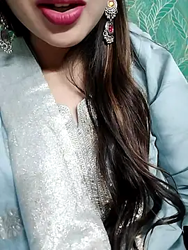 Snapshot of Noor_Darliing chatting on February 26, 2025, 6:11 pm Noor Darliing online show from February 26, 2025, 6:11 pm