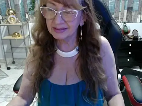 Snapshot of KarimaSarabe chatting on March 21, 2025, 8:08 pm KarimaSarabe online show from March 21, 2025, 8:08 pm