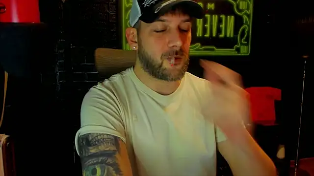 LexXHardy online show from February 14, 2025, 6:29 pm