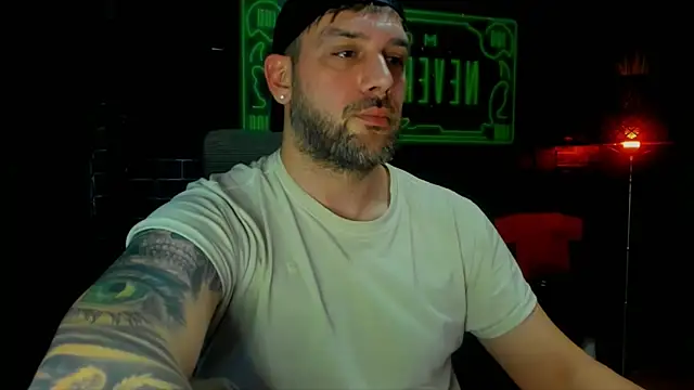 LexXHardy online show from February 15, 2025, 3:28 pm