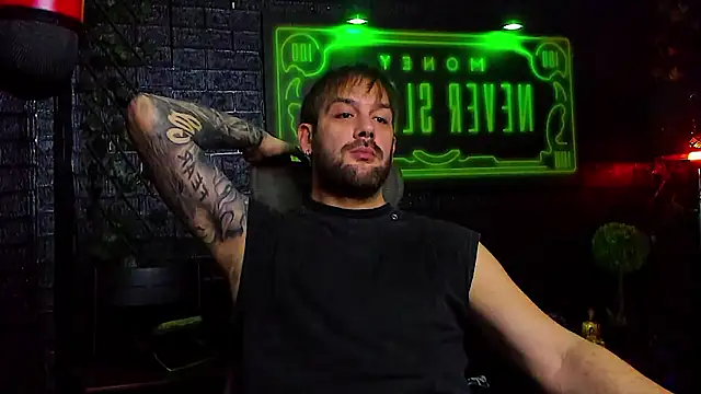 Snapshot of LexXHardy chatting on February 1, 2026, 2:15 pm LexXHardy online show from February 1, 2026, 2:15 pm