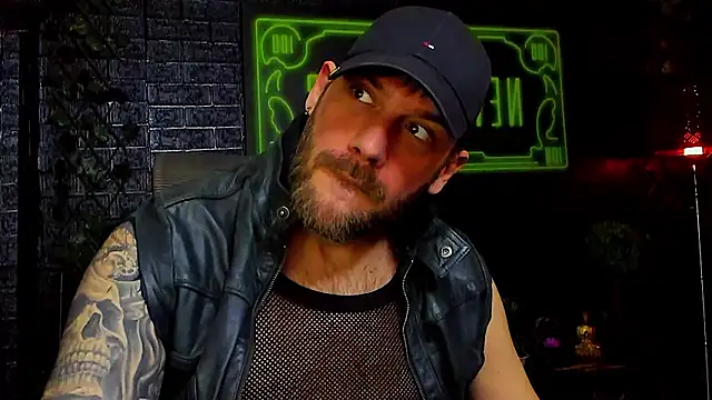 Snapshot of LexXHardy chatting on February 3, 2026, 1:49 pm LexXHardy online show from February 3, 2026, 1:49 pm