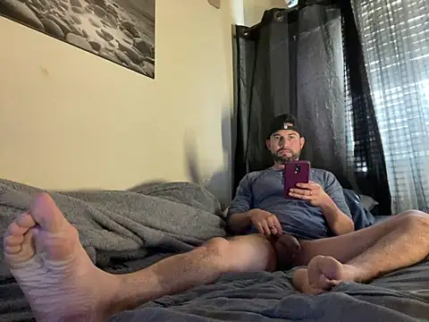 Snapshot of hotraillX chatting on December 26, 2024, 7:05 pm hotraillX online show from December 26, 2024, 7:05 pm