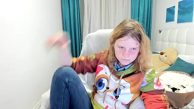 Kathlyn  Heath online show from November 28, 2025, 7:16 pm