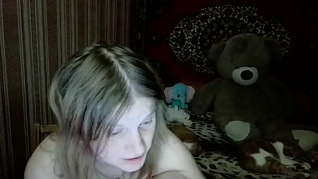 Kathlyn  Heath online show from December 13, 2025, 7:53 pm