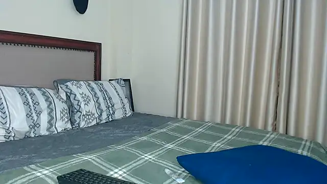 Snapshot of NIKKIE_LOVE chatting on July 3, 2026, 9:43 pm NIKKIE LOVE online show from July 3, 2026, 9:43 pm