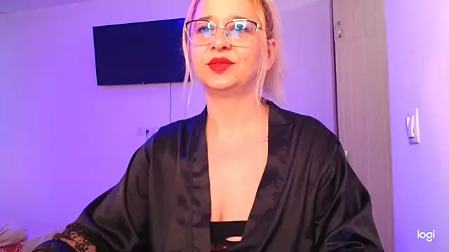 freyyamore1 online show from April 2, 2026, 4:43 am