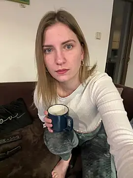 Snapshot of secretcrazy69 chatting on January 14, 2025, 5:19 am secretcrazy69 online show from January 14, 2025, 5:19 am