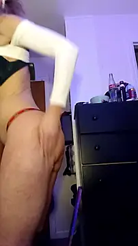 cammyquart online show from December 20, 2025, 1:23 am