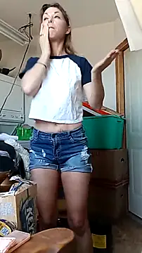 cammyquart online show from March 9, 2026, 5:50 pm