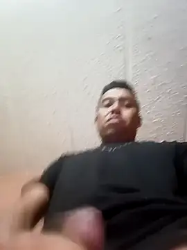 Diego leon27 online show from October 10, 2025, 2:10 am