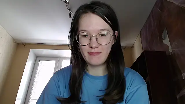 MiriamOr online show from February 6, 2025, 7:13 am