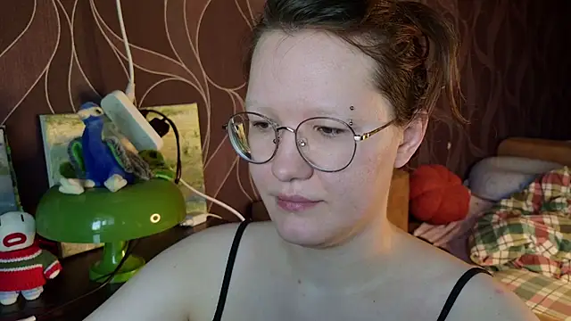 Snapshot of MiriamOr chatting on July 26, 2026, 8:32 am MiriamOr online show from July 26, 2026, 8:32 am