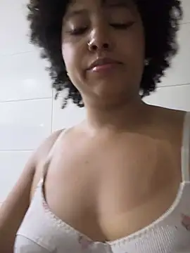 michell bling1 online show from January 5, 2025, 8:32 am