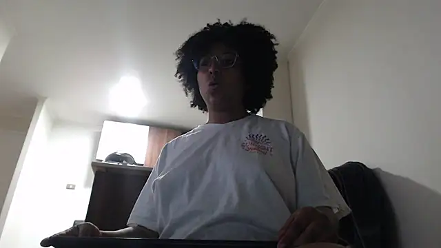 michell bling1 online show from December 14, 2025, 5:57 am