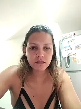 Mia Hampton online show from February 2, 2025, 5:26 pm