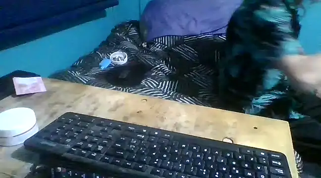 Snapshot of malekon76 chatting on January 15, 2025, 12:36 pm malekon76 online show from January 15, 2025, 12:36 pm