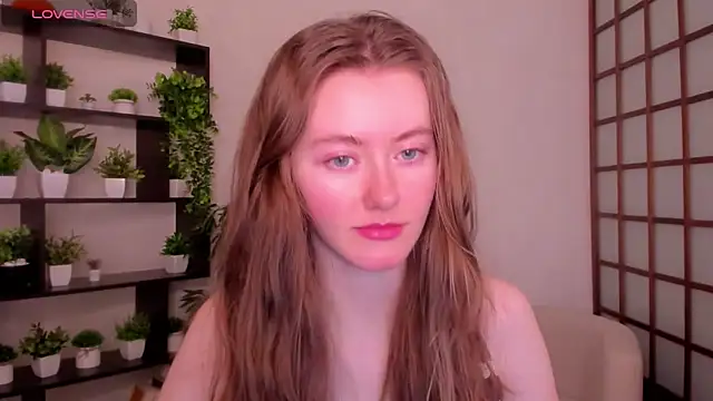 KateCuddle online show from October 23, 2025, 2:44 am