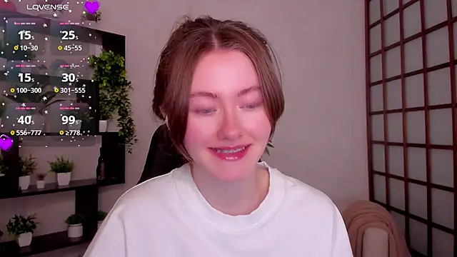 KateCuddle online show from February 9, 2026, 3:10 am