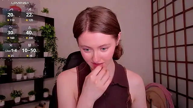 KateCuddle online show from March 2, 2026, 7:26 am