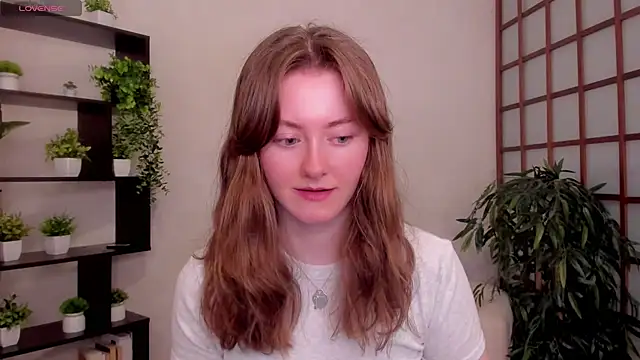 KateCuddle online show from July 29, 2026, 2:10 am