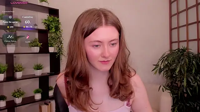 KateCuddle online show from July 31, 2026, 2:44 am